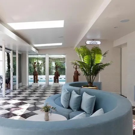 Short Stories Hotel